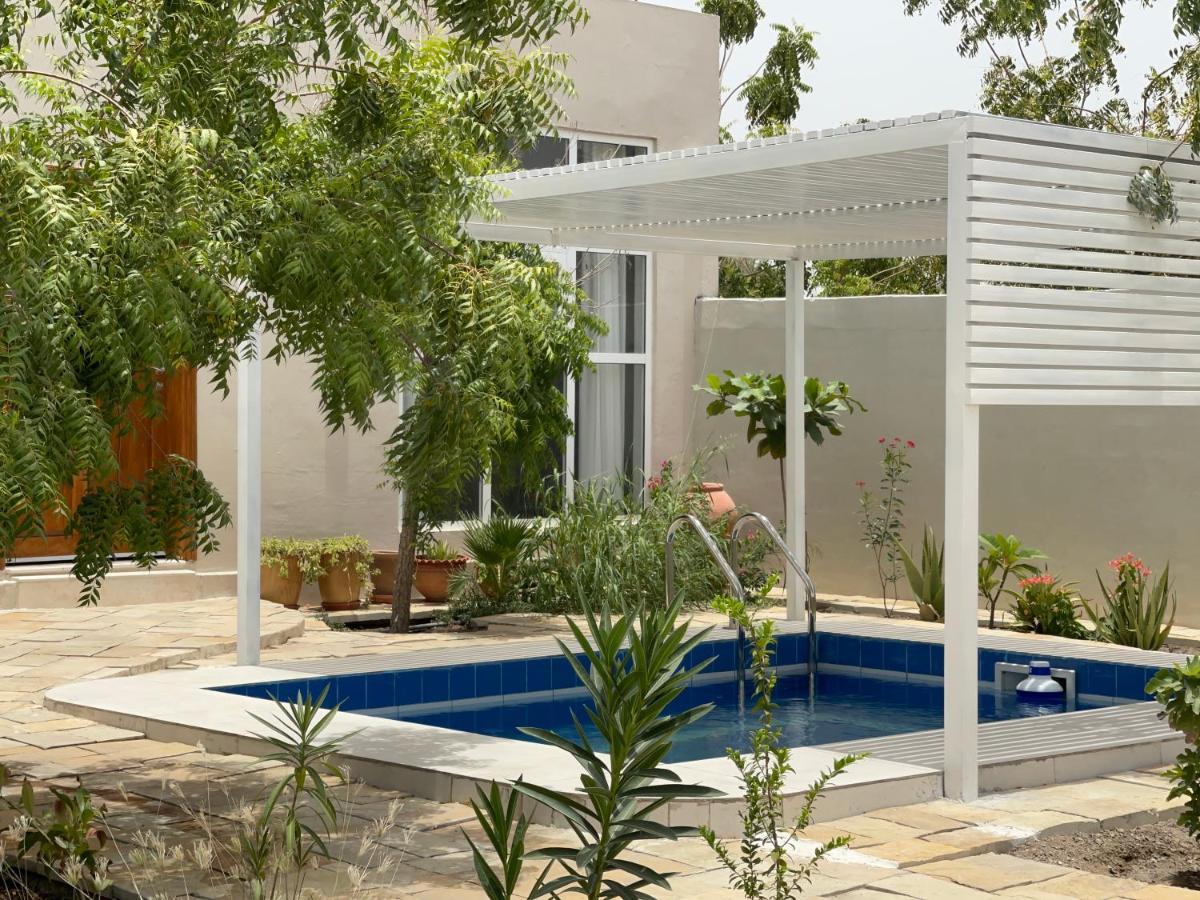 Little Garden Private Pool Chalet *